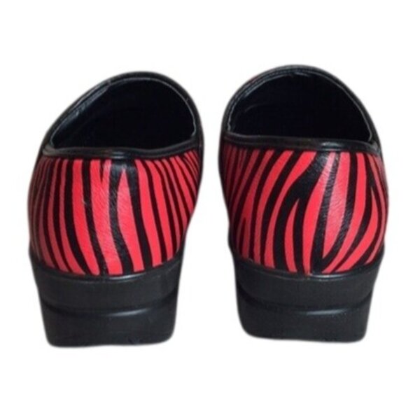 Rasolli Red & Black Zebra Print Slip-On Shoes Size 8.5 - Picture 4 of 6